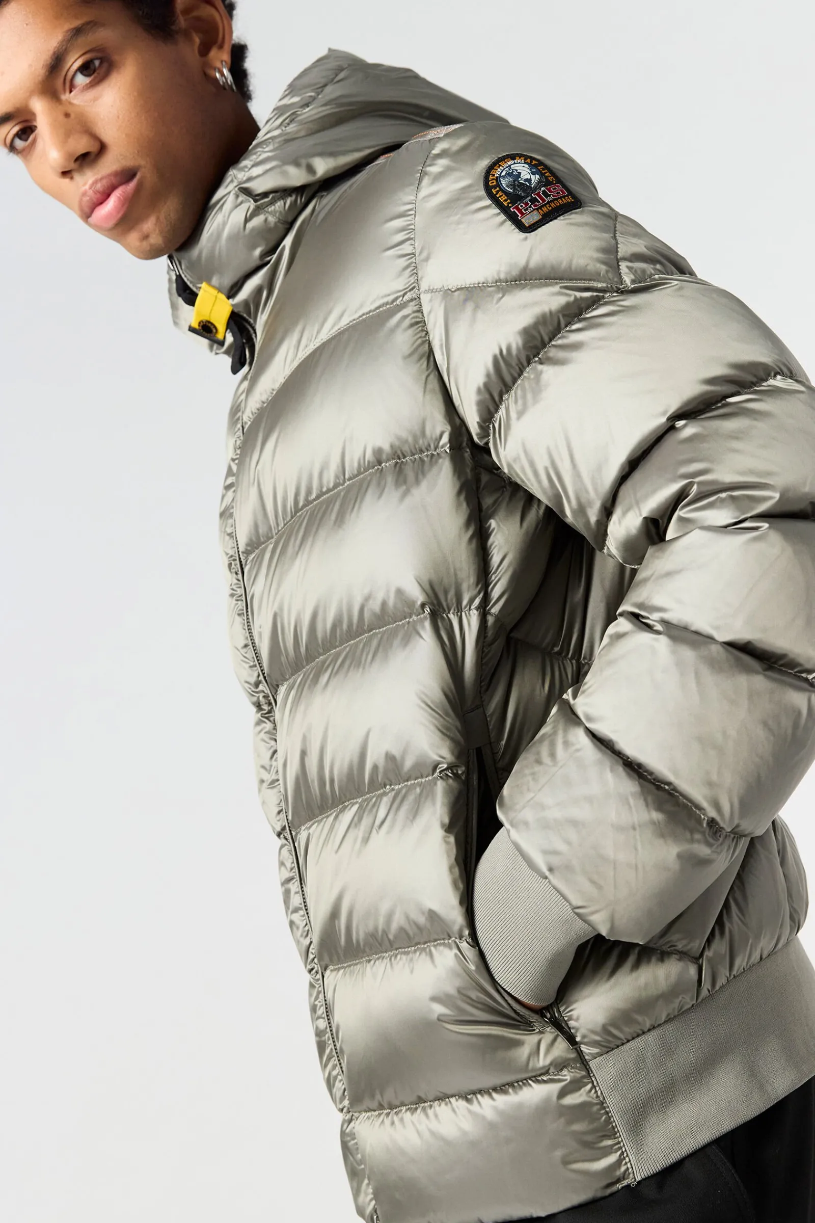 PHARRELL - BOMBER À CAPUCHE*Parajumpers New